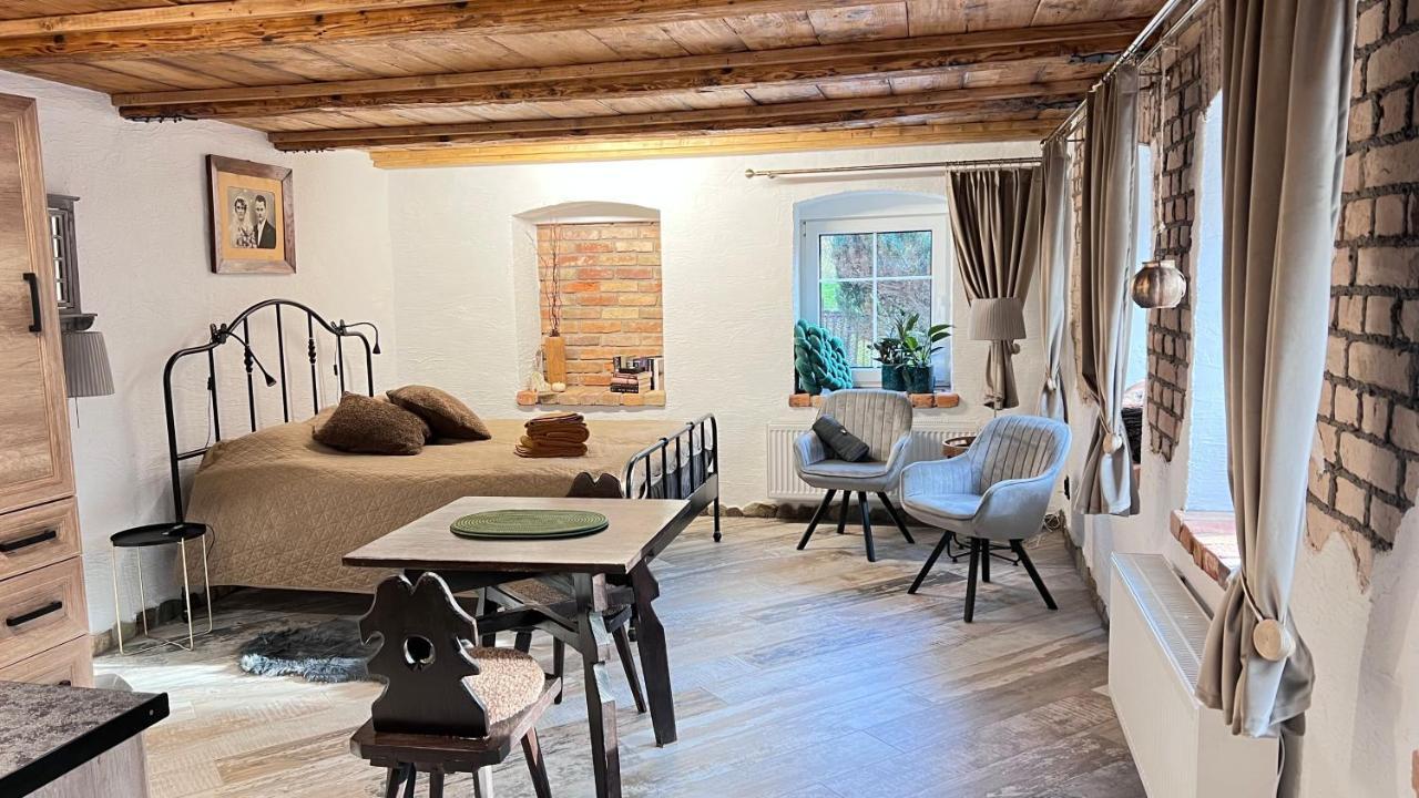 Apartamenty 3 Pory Roku Komarno Exterior foto